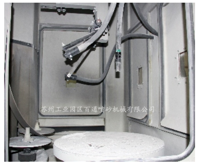BT-ZP-1820P-2轉(zhuǎn)盤式自動(dòng)噴砂機(jī)2.jpg